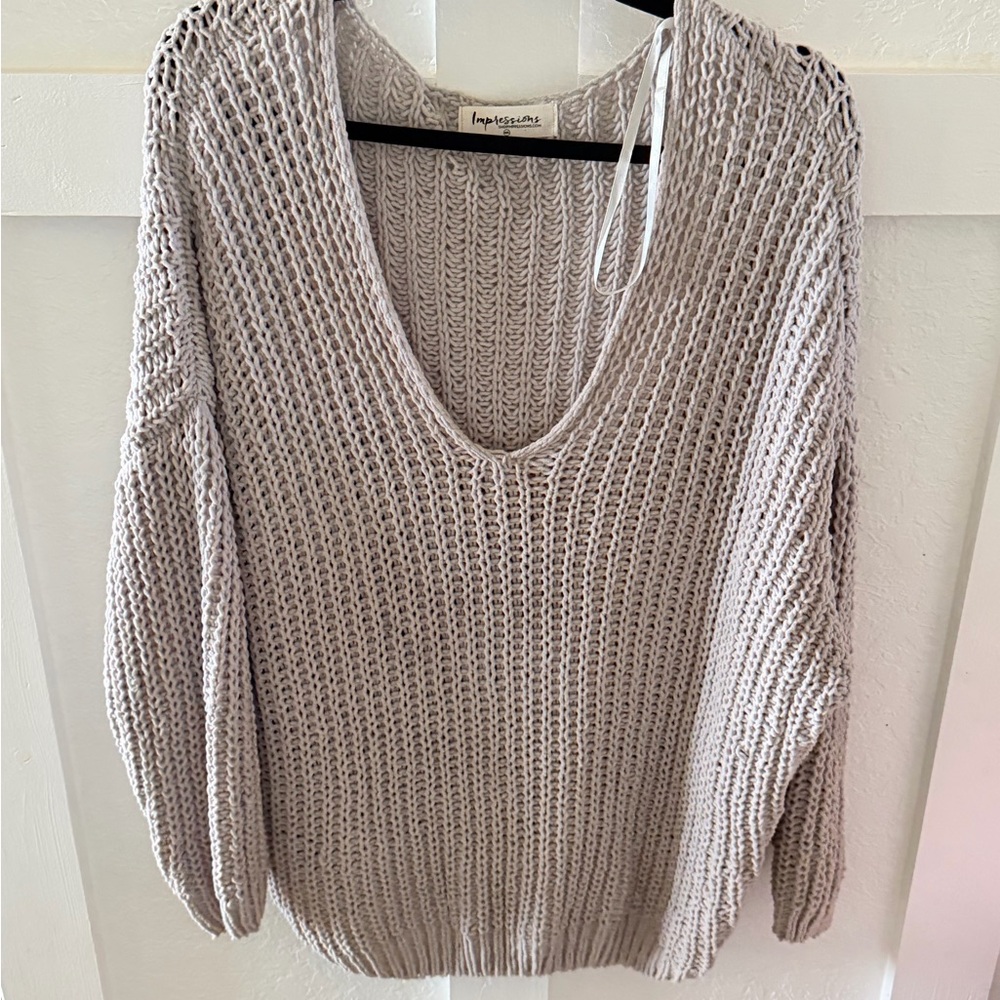 Impressions Oversized V-Neck Chunky Knit Sweater in Light Taupe